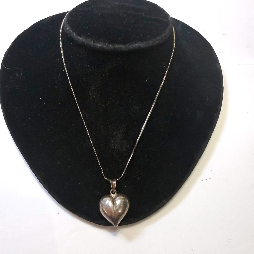 Sterling Silver 925 Puffed Heart Pendant Necklace 18 Inch Rope Chain Vintage